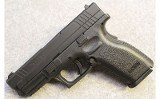 Springfield Armory ~ XD ~ .40S&W - 2 of 3