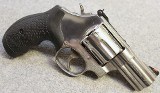 S&W ~ 686-6 ~ .357 Mag - Image 1 of 5