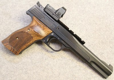 S&W ~ Model 41 ~ .22 LR - Image 1 of 3