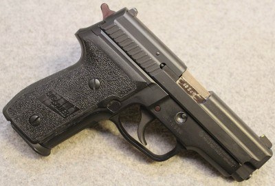 SIG Sauer ~ P229 ~ .40 S&W - Image 1 of 3