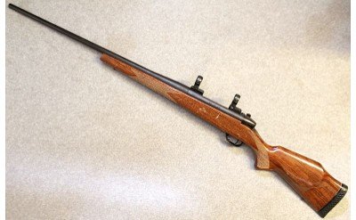 Weatherby ~ Mark V ~ .300 WBY Mag - Image 2 of 11