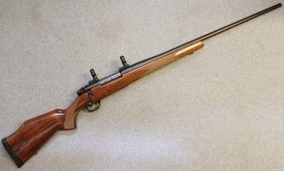 Weatherby ~ Mark V ~ .300 WBY Mag - Image 1 of 11