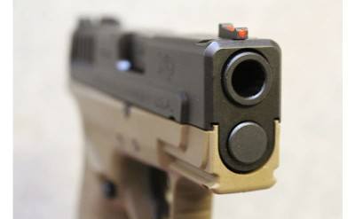 Springfield Armory ~ XD-40 Sub-Compact ~ .40 S&W - Image 3 of 3