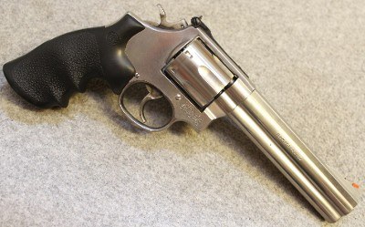 S&W ~ 686-4 ~ .357 Mag - Image 1 of 2