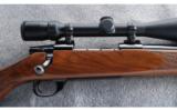 Weatherby Vanguard Deluxe .300 Wby Mag - 2 of 8