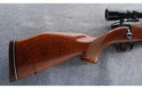 Weatherby Mark V Deluxe .300 Wby Mag - 6 of 8
