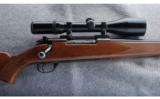 Weatherby Mark V .300 Wby Mag - 2 of 8