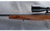 Weatherby Mark V .300 Wby Mag - 6 of 8