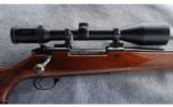 Weatherby Mark V Deluxe .300 Wby Mag - 2 of 8