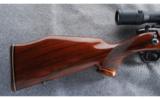 Weatherby Mark V Varmintmaster .22-250 Rem - 5 of 7