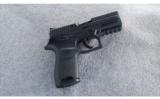 Sig Sauer P250 Compact .40 S&W - 1 of 2