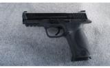 Smith & Wesson M&P40 - 2 of 2