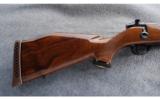 Weatherby Mark V Deluxe .378 Wby Mag - 5 of 7
