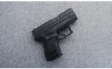 Springfield Armory XD-40 Sub-Compact .40 S&W - 1 of 2
