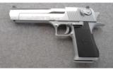 IWI Desert Eagle .50 AE in Excellent Condition wit - 2 of 5