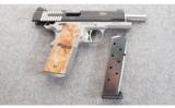 Sig Sauer STX in Excellent Condition - 3 of 4