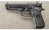 Beretta ~ 92FS ~ 9MM ~ With case and extra Mag. - 3 of 3