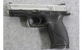 Smith & Wesson ~ M&P40 ~ .40 S&W - 2 of 4