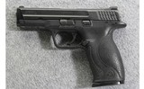Smith & Wesson ~ M&P40 ~ .40 S&W - 2 of 4