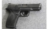 Smith & Wesson ~ M&P40 ~ .40 S&W - 1 of 4