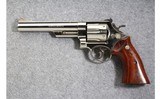 Smith & Wesson ~ 29-2 ~ .44 Mag. - 2 of 4
