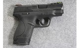 Smith & Wesson ~ M&P40 Shield ~ .40 S&W - 1 of 2
