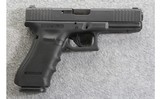 Glock ~ 17 Gen 4 ~ 9mm - 1 of 3