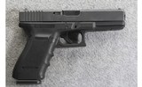 Glock ~ 21 Gen 4 ~ .45 Auto - 1 of 3
