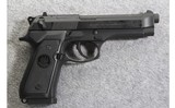Beretta
92FS
9mm