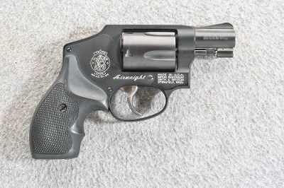 Smith & Wesson ~ 442-1 ~ .38 Special