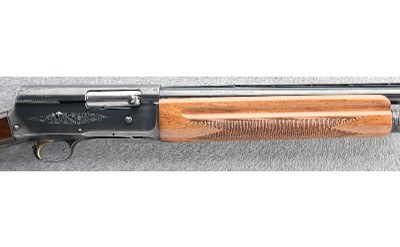 Browning ~ Auto-5 Light Twelve ~ 12 Gauge - Image 3 of 10