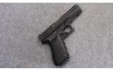 Glock Model 21 Generation 3 in .45 Auto - 1 of 3