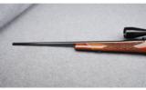 Weatherby Model Mark V in .300 Weatherby Magnum - 8 of 8