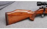 Weatherby Model Mark V in .300 Weatherby Magnum - 2 of 8