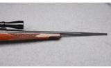 Weatherby Model Mark V Left Hand in .300 Wby Mag - 4 of 9