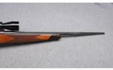Weatherby Model Mark V Deluxe in .240 Wby. Mag. - 4 of 9