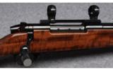 Weatherby Mark V in .300 Wby Mag - 3 of 8