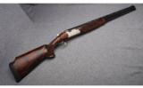 Beretta 686 Ultra Light O/U Shotgun in 12 Gauge - 1 of 9