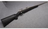 Weatherby Mark V Rifle in .375 H&H Magnum - 1 of 8