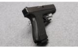 Glock 22 Gen 3 Pistol in .40 S&W - 1 of 3