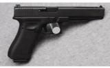 Glock 17 L Pistol in 9x19mm - 2 of 4