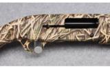 Browning Gold Hunter Semi-Auto Shotgun in 12 Gauge - 3 of 9