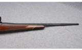 Weatherby Mark V Rifle in .270 Wby Magnum - 4 of 9