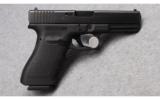 Glock 20 Pistol in 10mm - 2 of 3