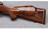 Weatherby Mark V Rifle in .270 Weatherby Magnum - 8 of 9