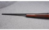 Weatherby Vanguard Rifle In .300 Weatherby Magnum - 6 of 9