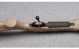 Weatherby Mark V Rifle in .22-250 - 5 of 9