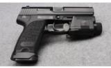 Heckler & Koch USP Pistol in 9mmX19 - 2 of 3