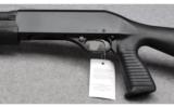 Stevens Model 320 Pump Shotgun in 12 Gauge - 7 of 9