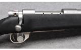 Weatherby Vanguard Rifle in 7MM Remington Magnum - 3 of 9